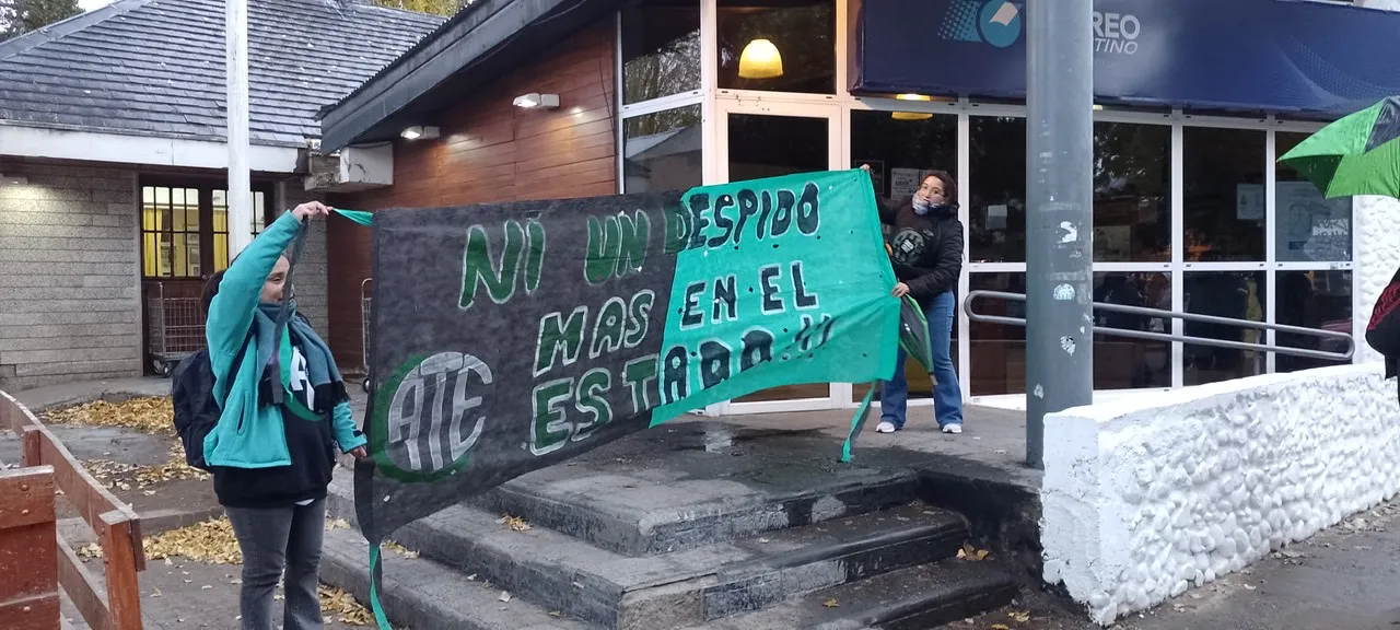 813A71E1-B010-4C1C-A2E4-22660E8E7D43