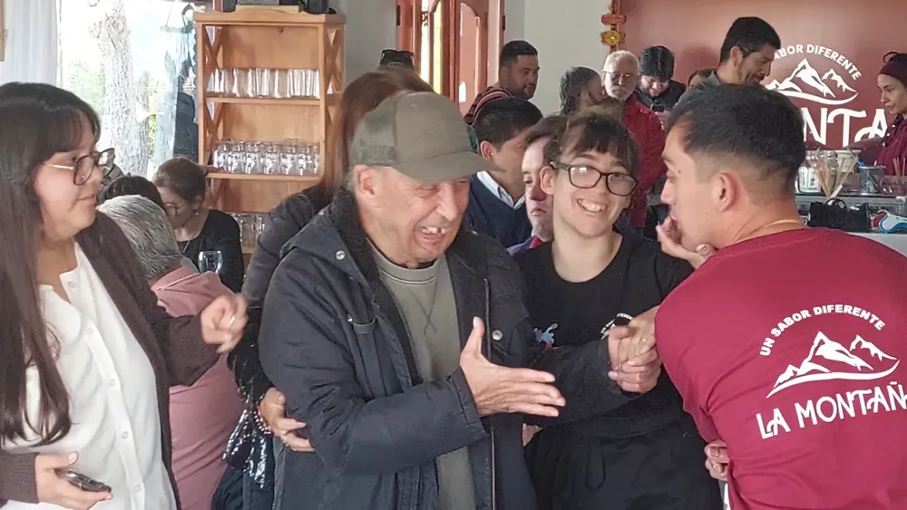 VideoCapture_20251203-235815