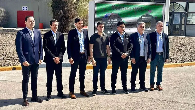 20250930104719d520363d08544684e27e733e22a7de3e