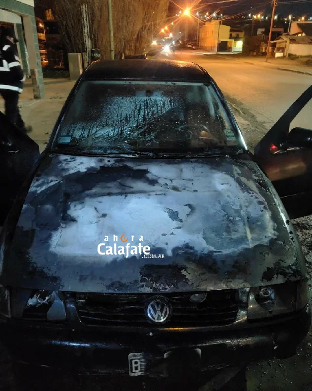 auto incendiado