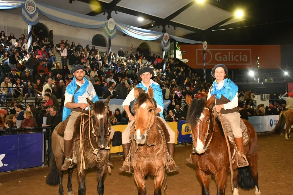 aparte campero Santa Cruz