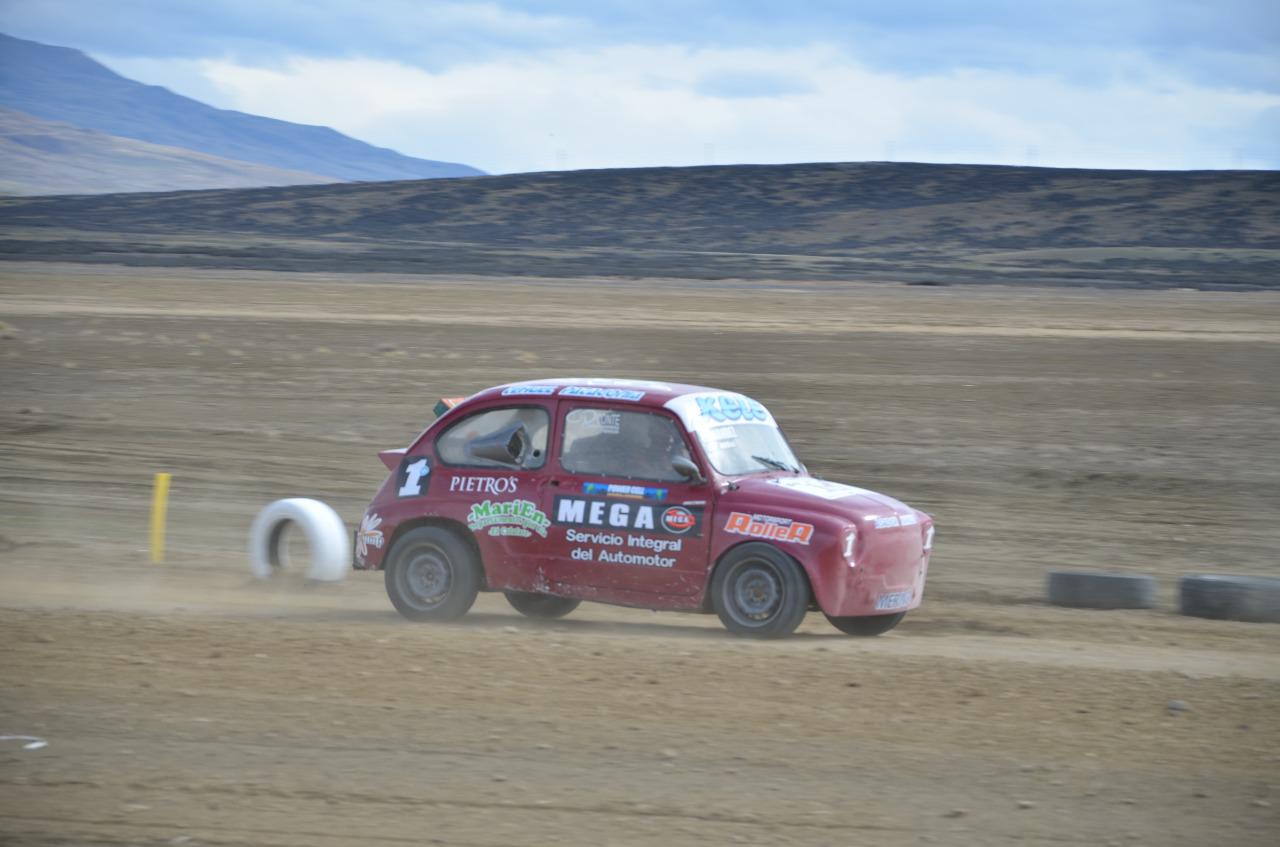 Juan Manuel Fernández Categoría 800cc Tapa