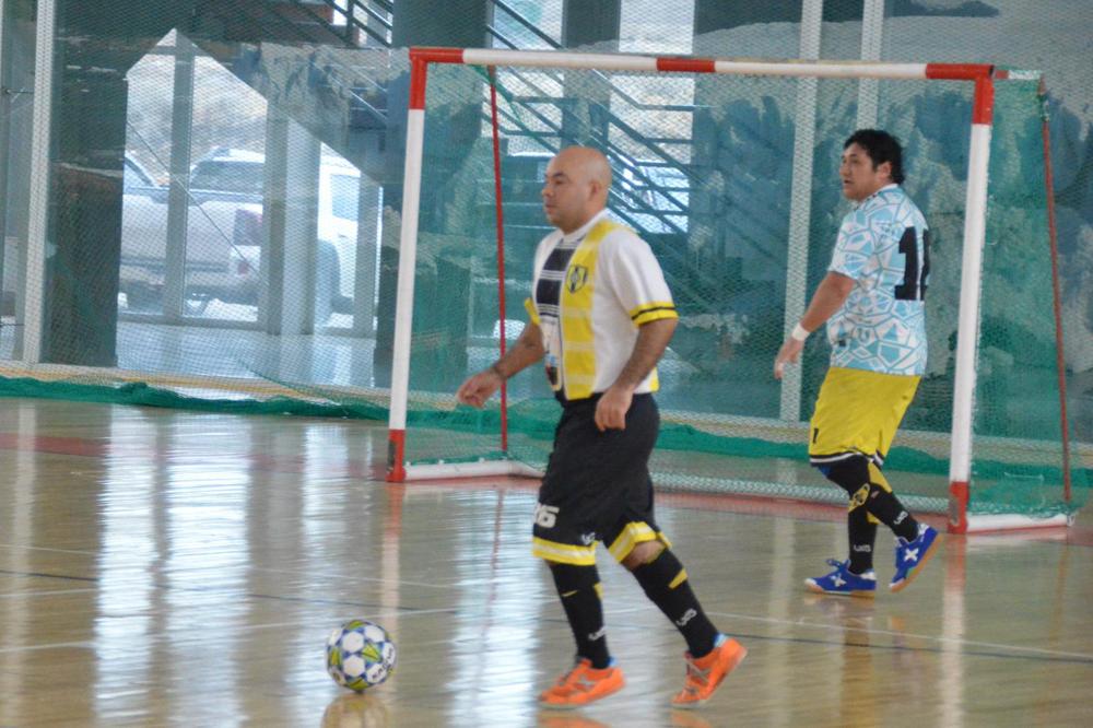 187c13c4-4d85-4195-a843-0665dd94b838