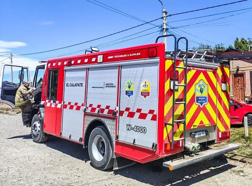 bomberos cables sueltos