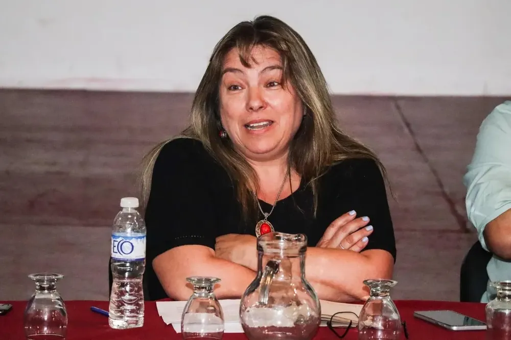 951A3811-5031-4E12-AB64-B23265AF0A1D