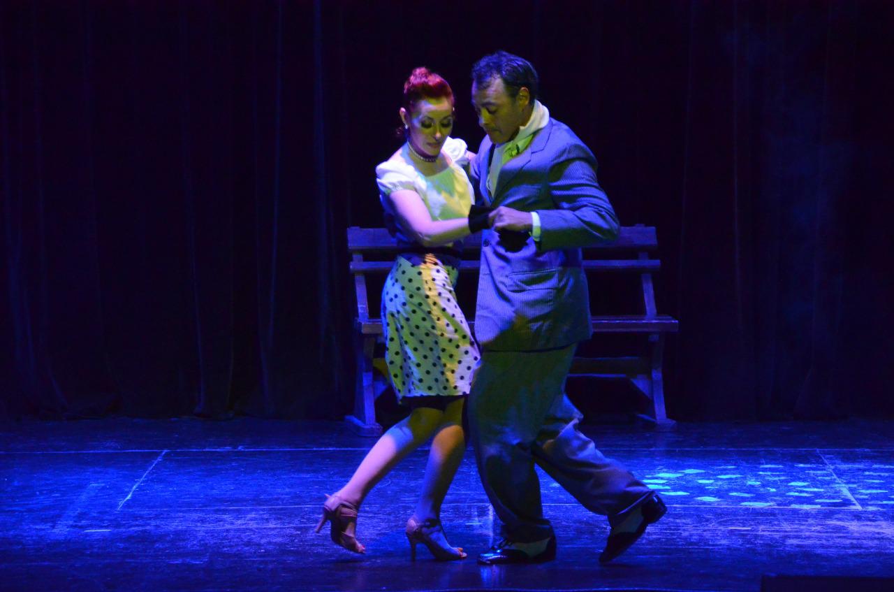 Tango 012