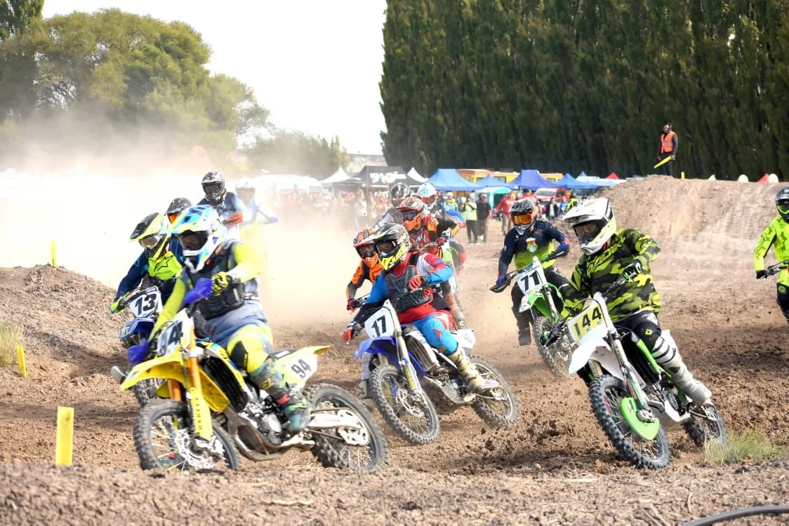 8ad34d8a-d548-484c-baee-e6a868e85844