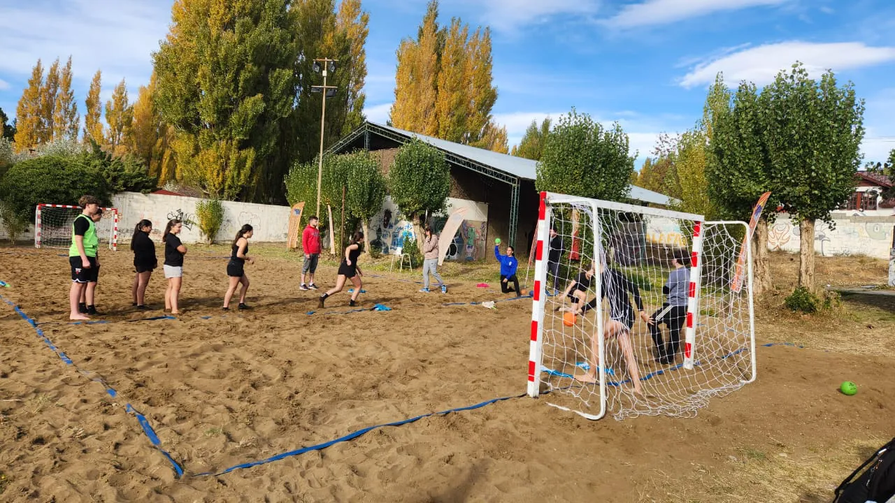 c729de12-e723-4f69-9686-6c3358ac7ad6