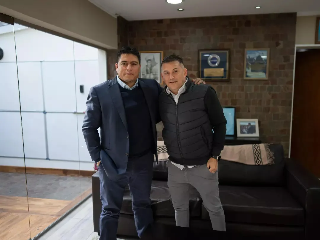 461267111_917410833749881_7966846436128660385_n