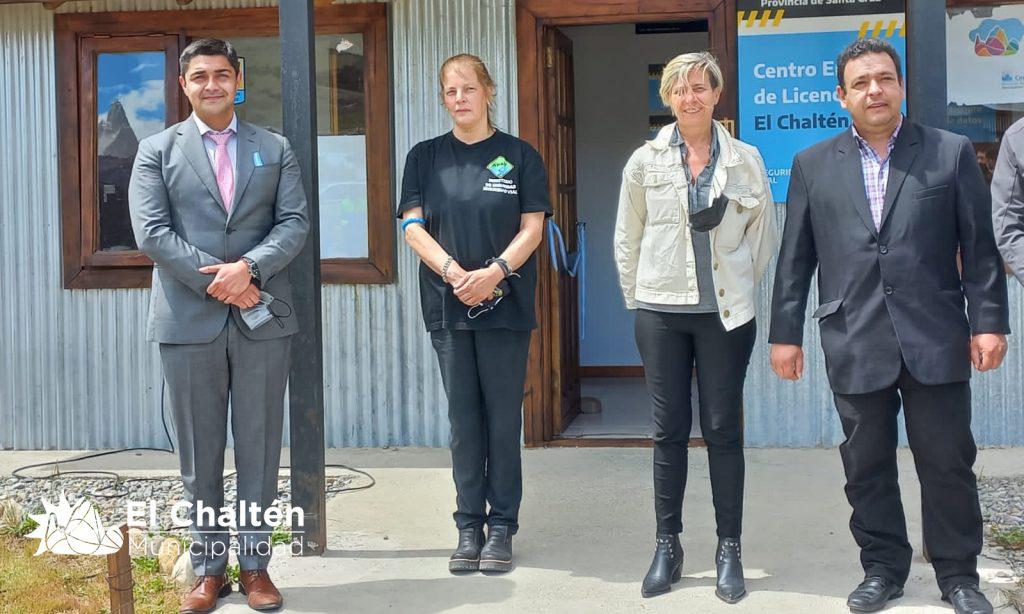 MECH-inauguracion-centro-emision-licencia7-1024x614