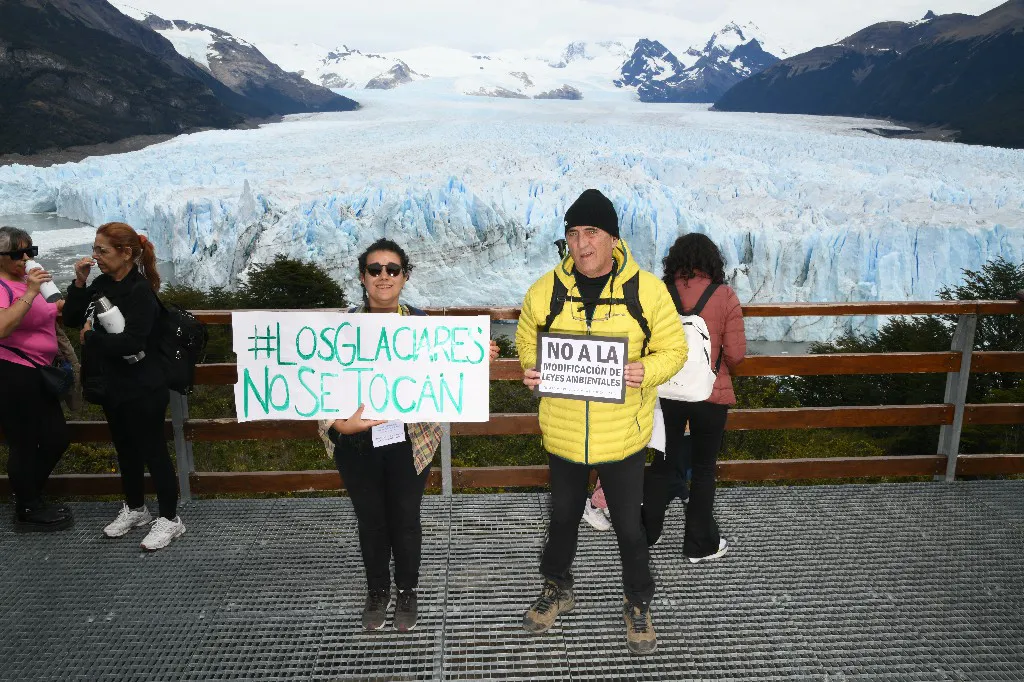 Abrazo al Glaciar 1~1