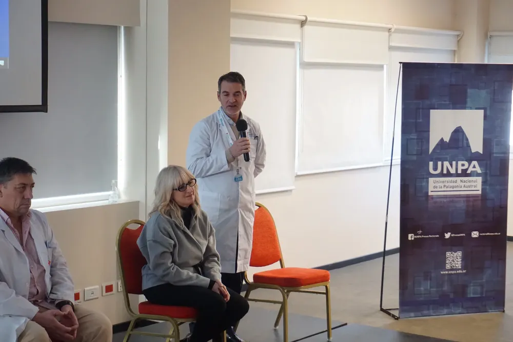 791AA61B-3028-48C5-8249-256DD97F2522