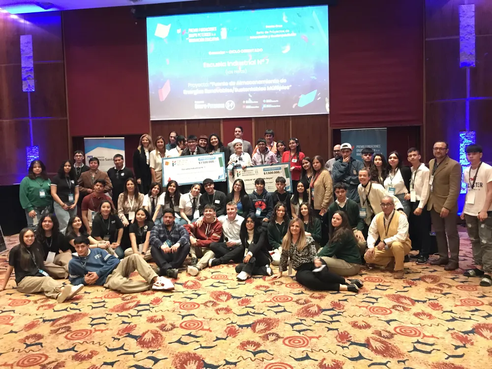 AA655B85-5EFB-4132-9BD9-FB9E2C59E1D0