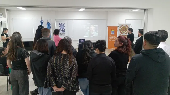 🎓✨ EL CALAFATE- 27 NUEVOS PROFESIONALES EN HIGIENE Y SEGURIDAD EN EL TRABAJO ✨🎓Nos enorgullece