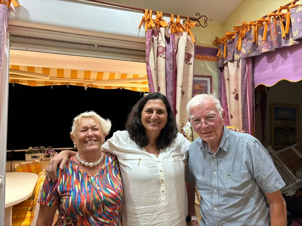 Nati Rolan Bernardette