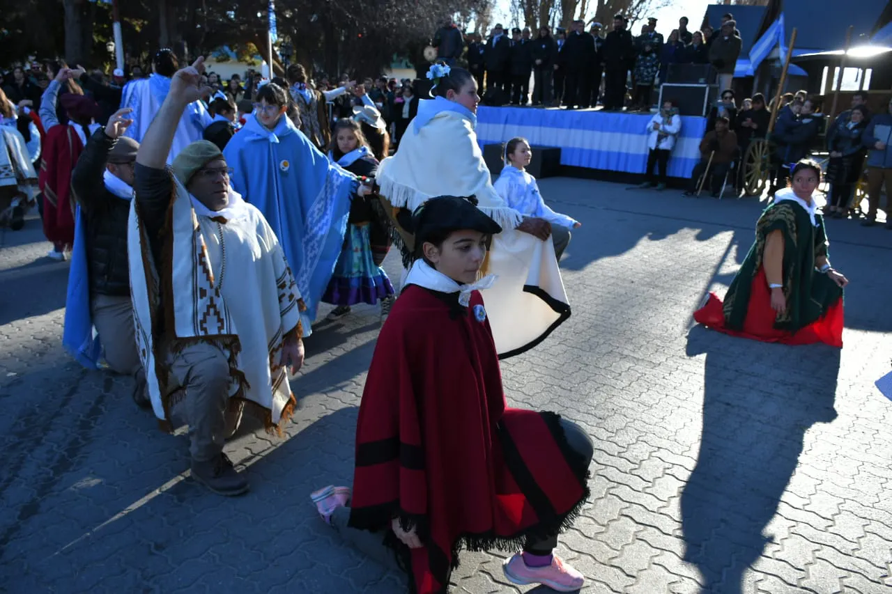 BF114EAD-95DB-4D60-BD47-C798AFFC944A