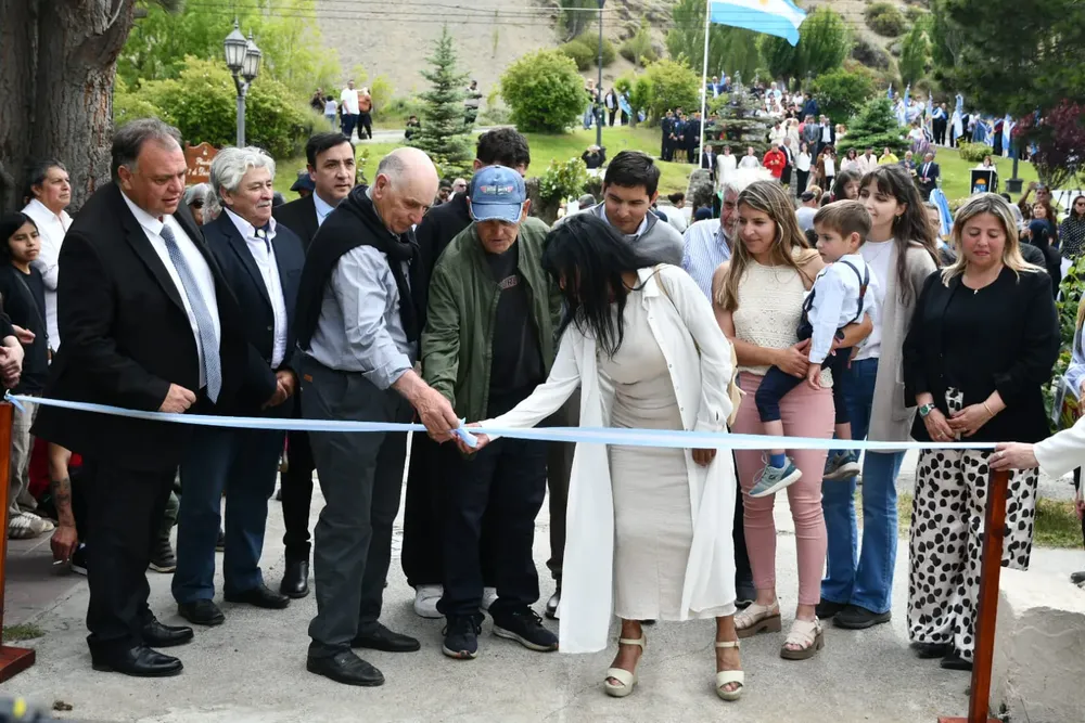 WhatsApp Image 2025-12-07 at 13.53.31 (2)