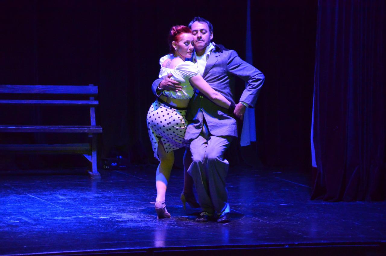 Tango 022