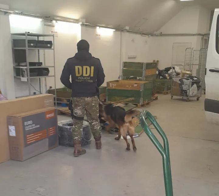 8EE85707-2339-480A-A5F5-C1E7AA139136