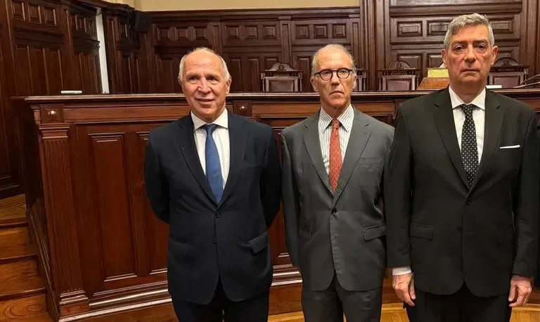 Captura de pantalla 2025-12-13 184155