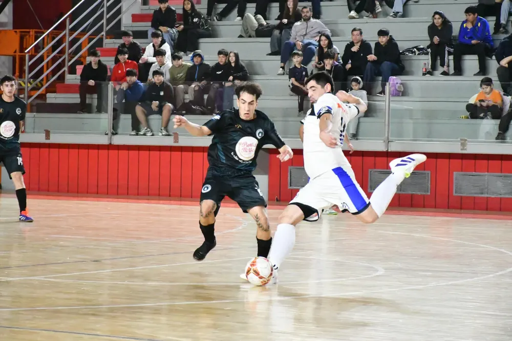 FUTSAL. Los Novatos Campeones de la Categoría “B” 1
