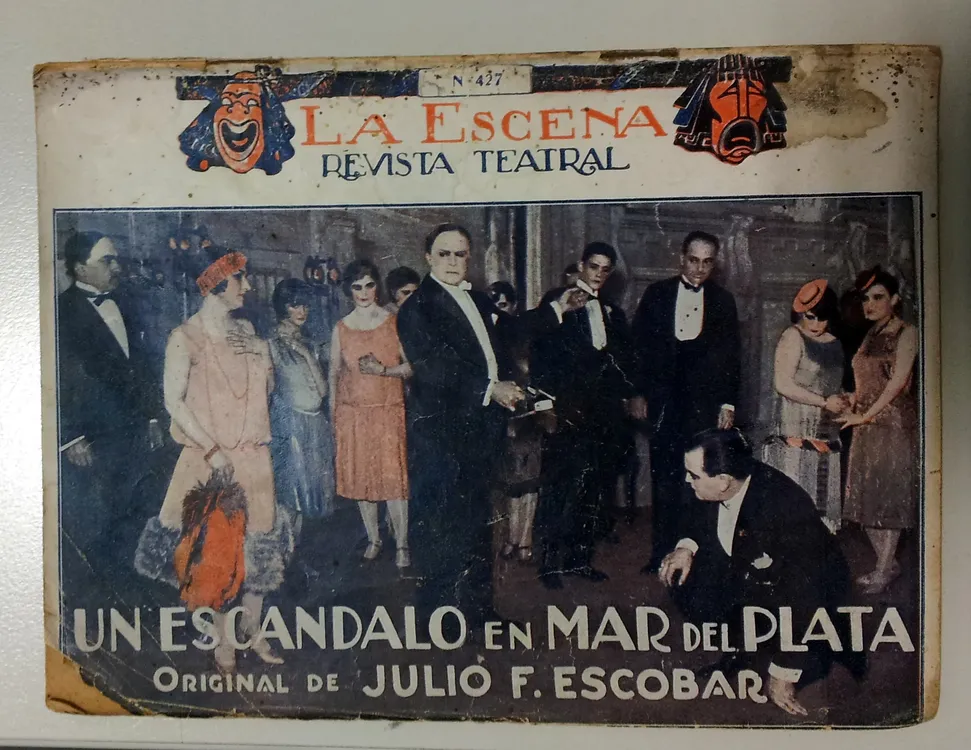 Julio F. Escobar Un escándalo en Mar del Plata La Escena Revista Teatral N° 427 AÑO IX Buenos Aires, 2 septiembre 1926