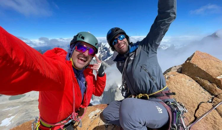 rafa-gomez-y-tasio-martin-en-las-torres-del-paine-009-750x440