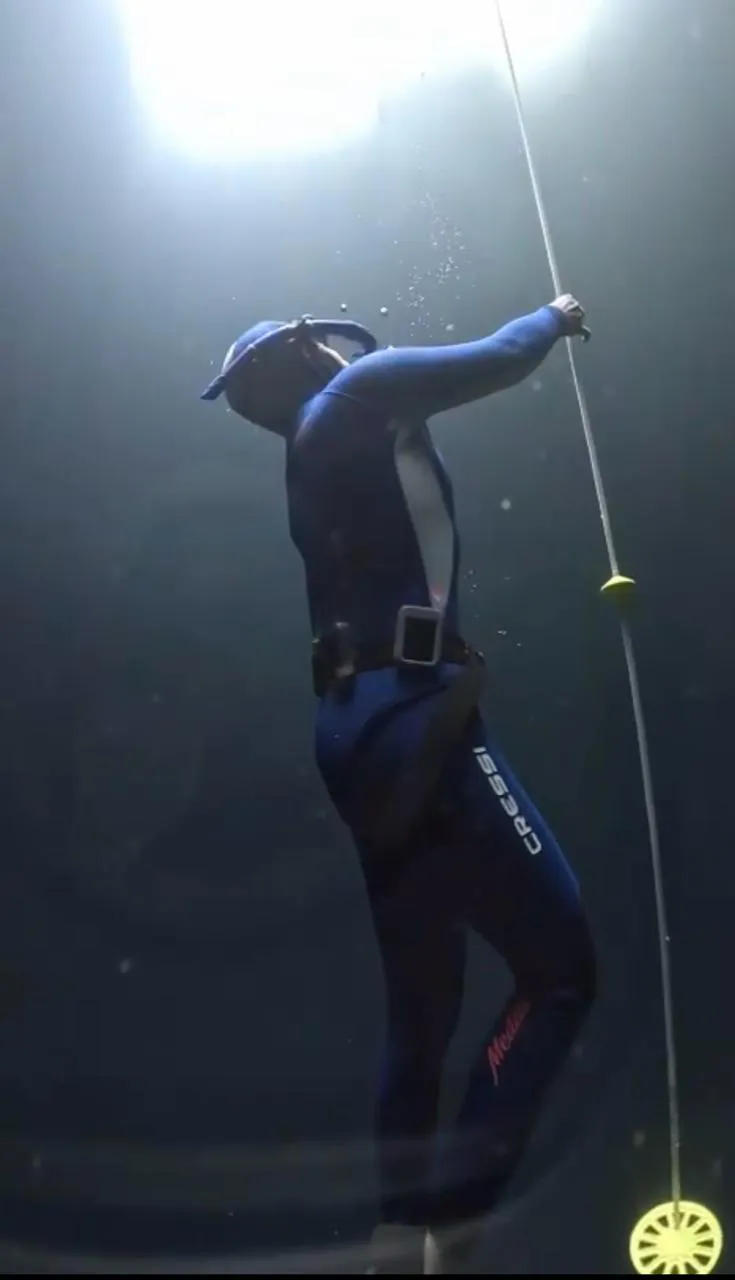 DA7B64D8-DB51-4BA6-98FB-D5FE6CC1605C