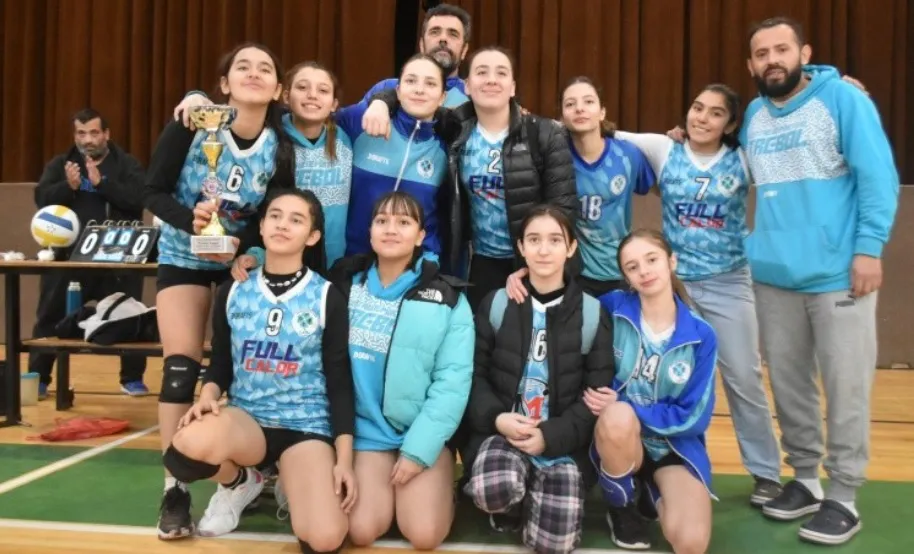 Voley Sub 14 El Trébol femenino