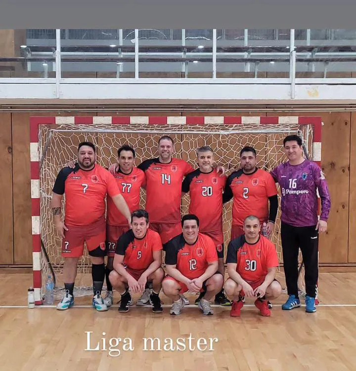 16dcf81a-b2f8-44ac-b8ec-de5d40956d2f