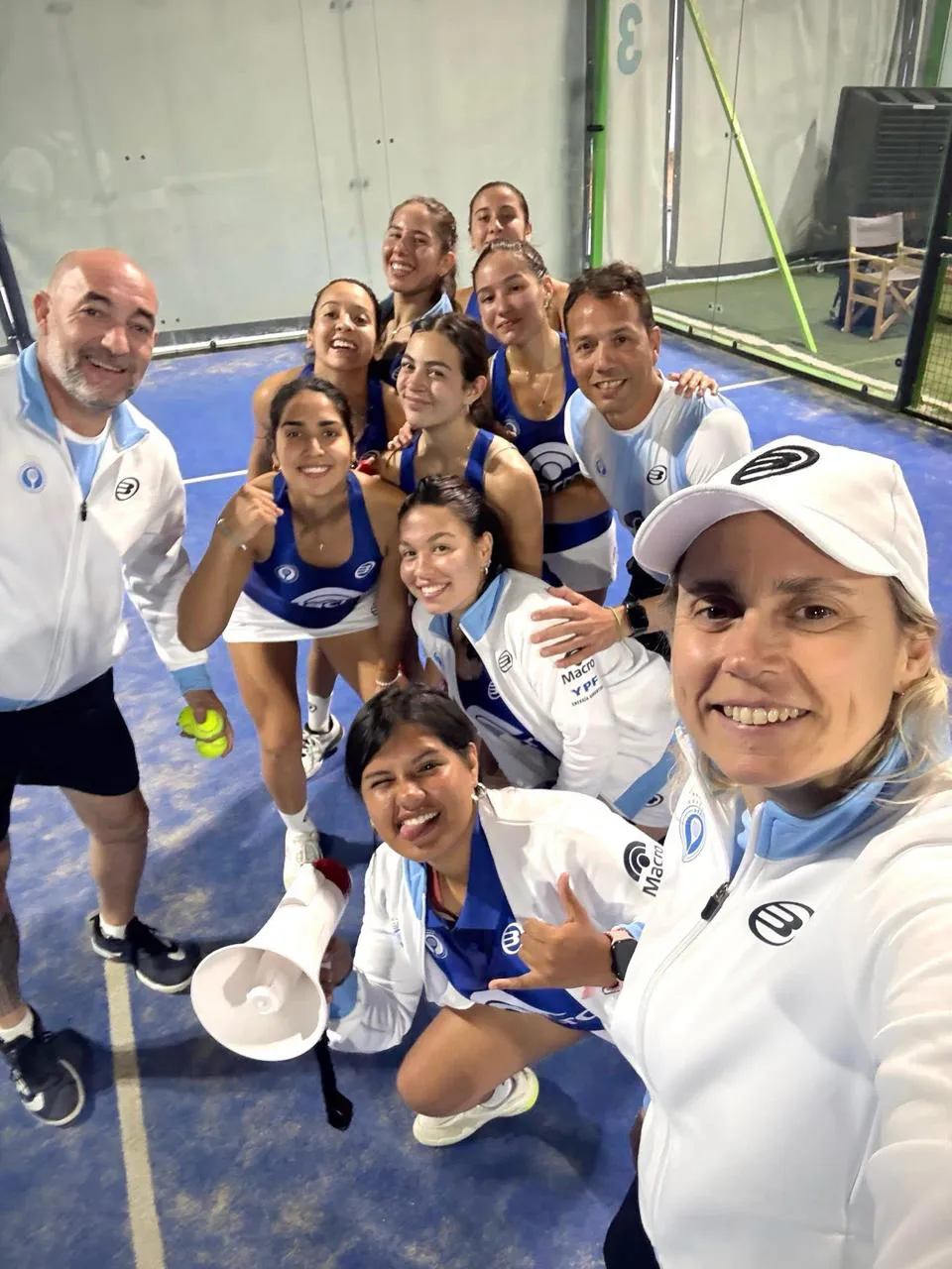 Imagen de WhatsApp 2025-10-22 a las 23.37.33_87b4e75b