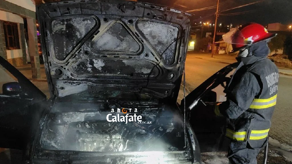 auto incendiado-SL