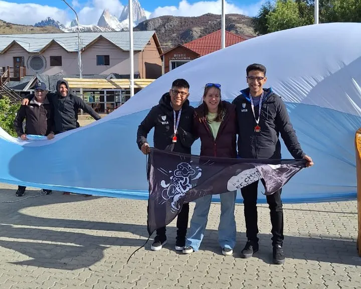 Jugadores hockey chalten