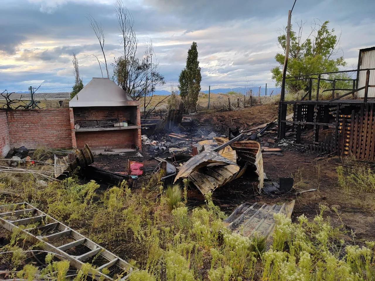 WhatsApp Image 2025-12-05 at 23.22.37 (1)