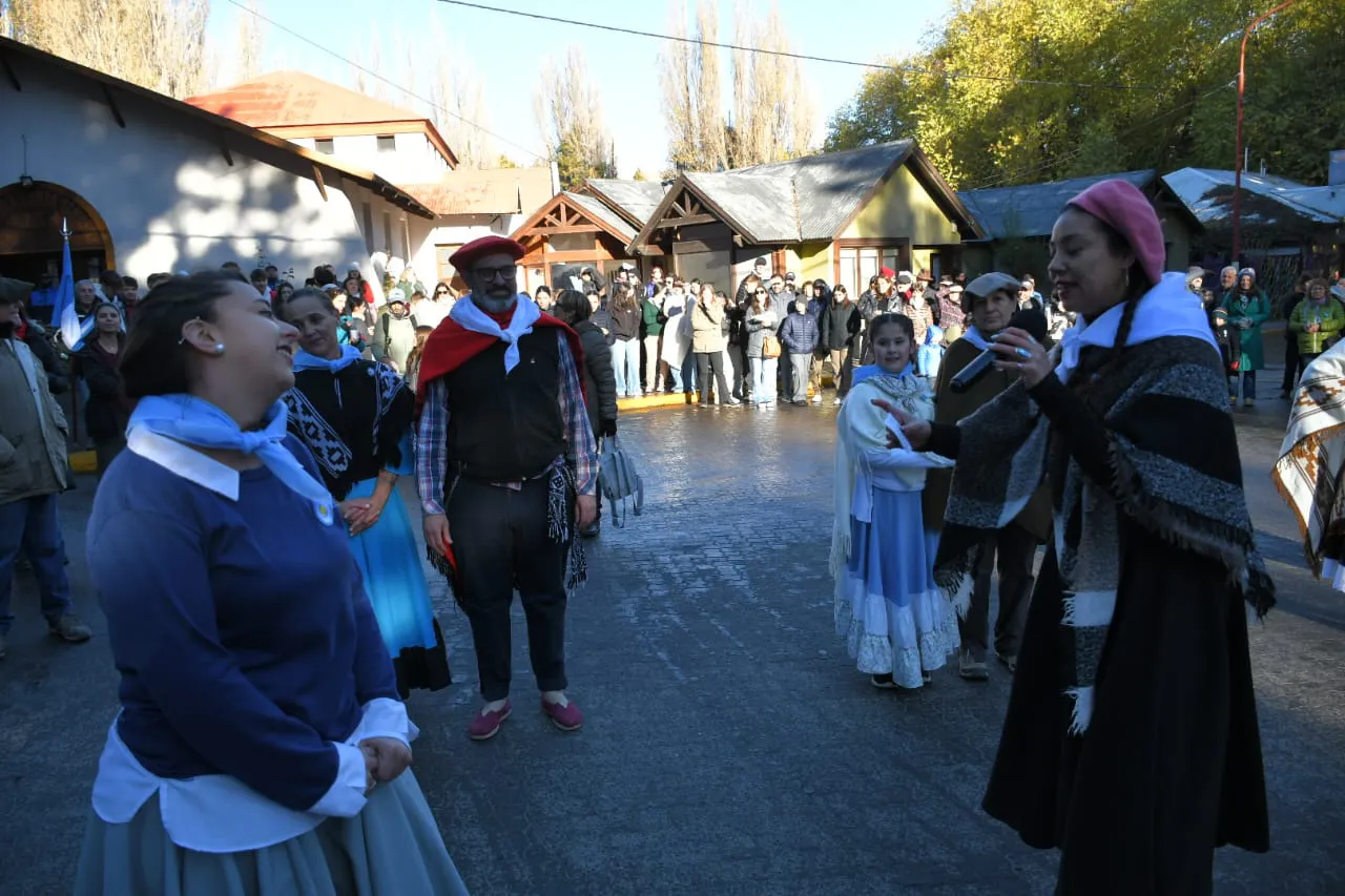 FE891288-A238-48F4-93C4-9DE4F09D8BB6