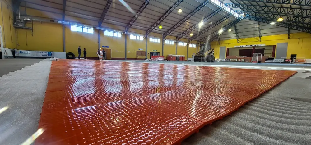 Piso plasticpo deportivo