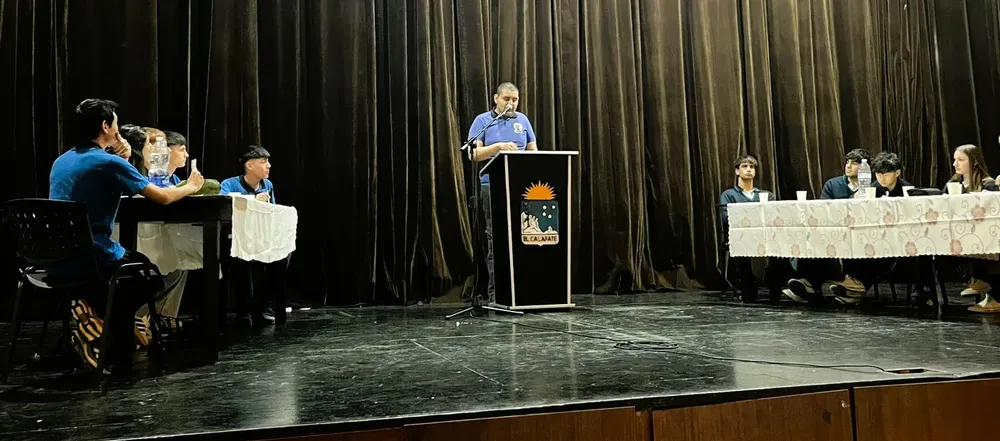 Debate intercolegial7