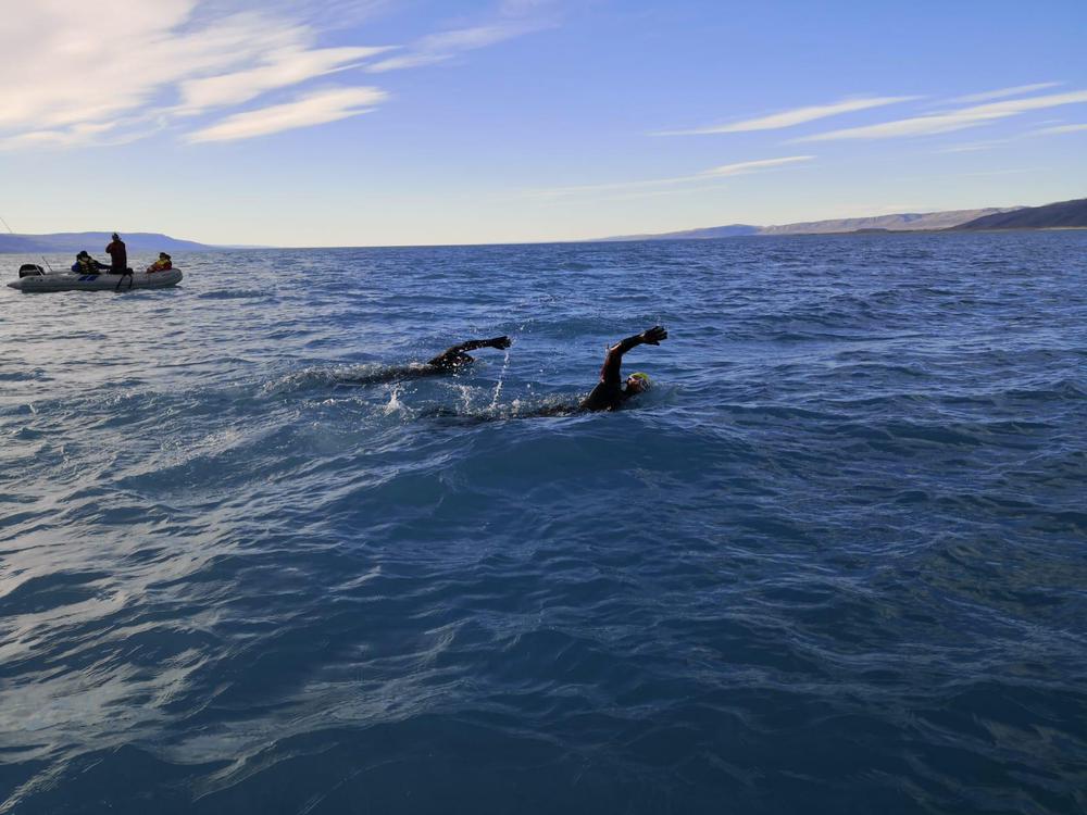 Nadando Lago Argentino