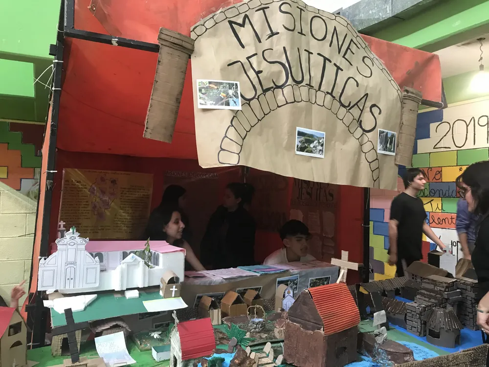 09FFF520-3CB3-4B1D-8BF1-C68E66F5D87B