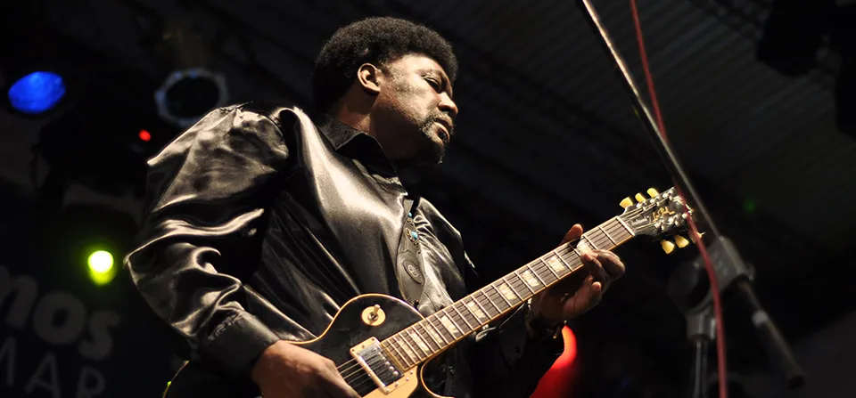 19D86B28-6DAD-4D9A-9AAC-61BAE3CE3F4E