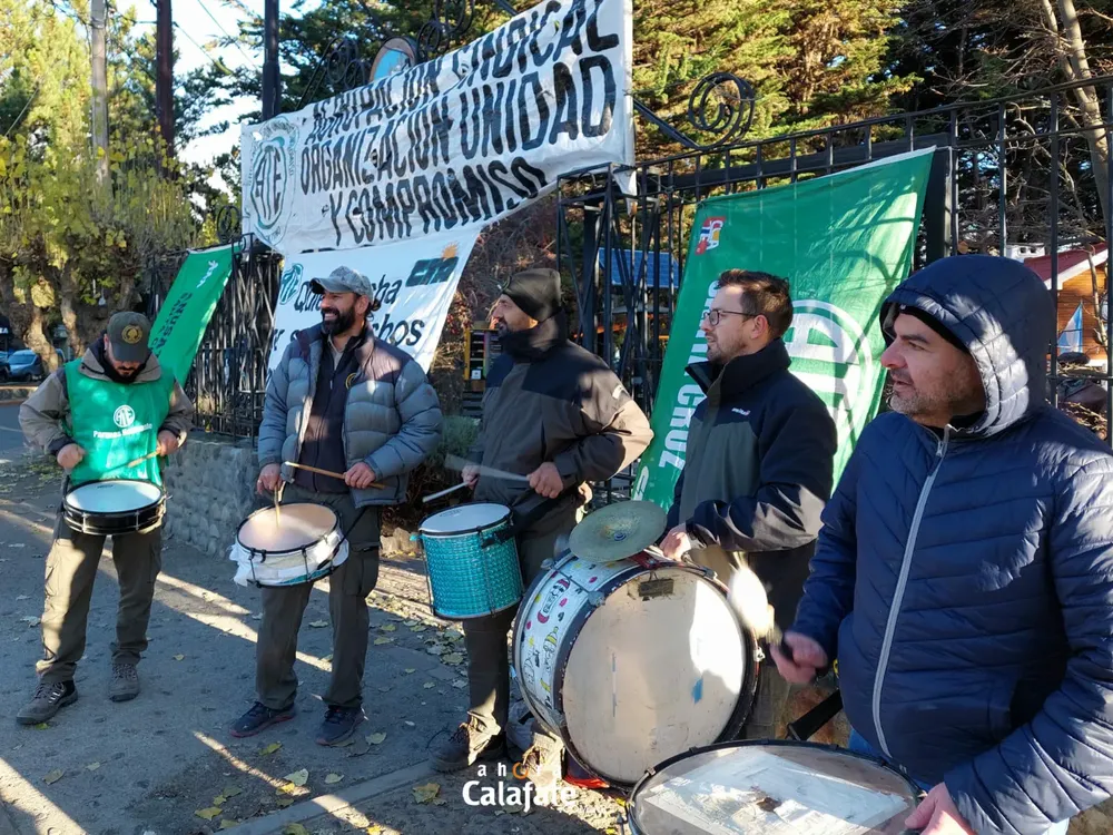 protesta ate parques 1 [AUDIO FMD]