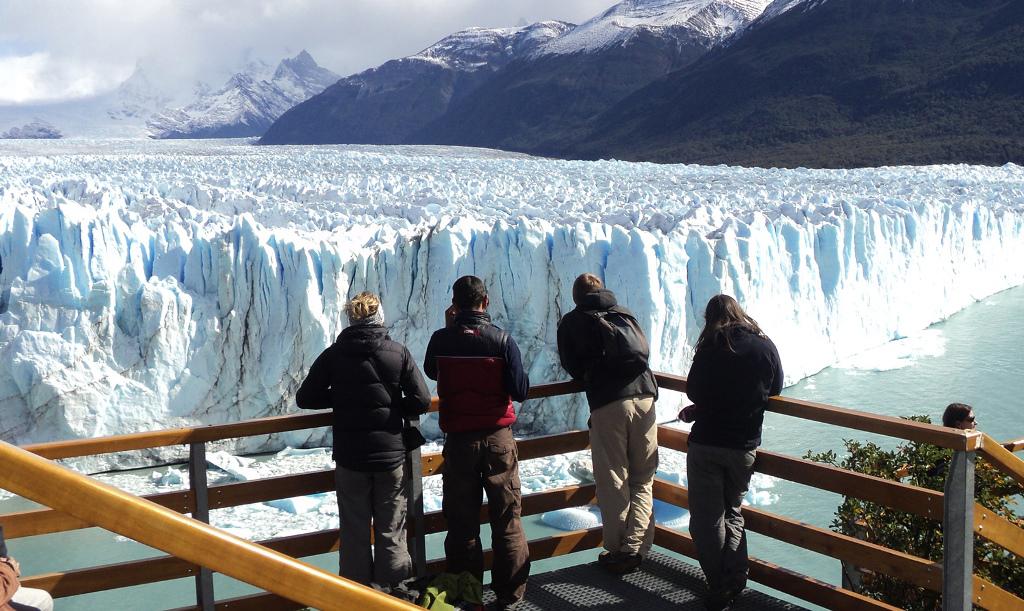 Para Quienes Van Al Glaciar Perito Moreno Durante Las Fiestas