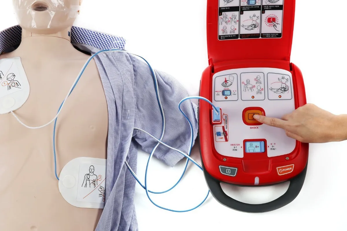 desfibrilador-externo-automatico-dea