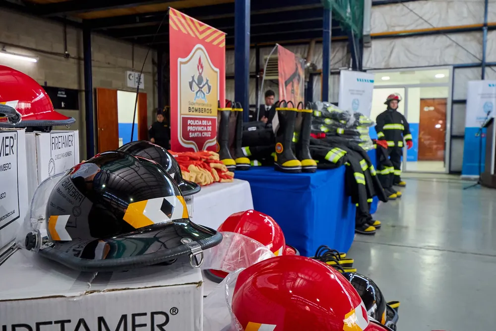 20230529_AK_Entrega_equipamiento__Bomberos_San_Benito_31