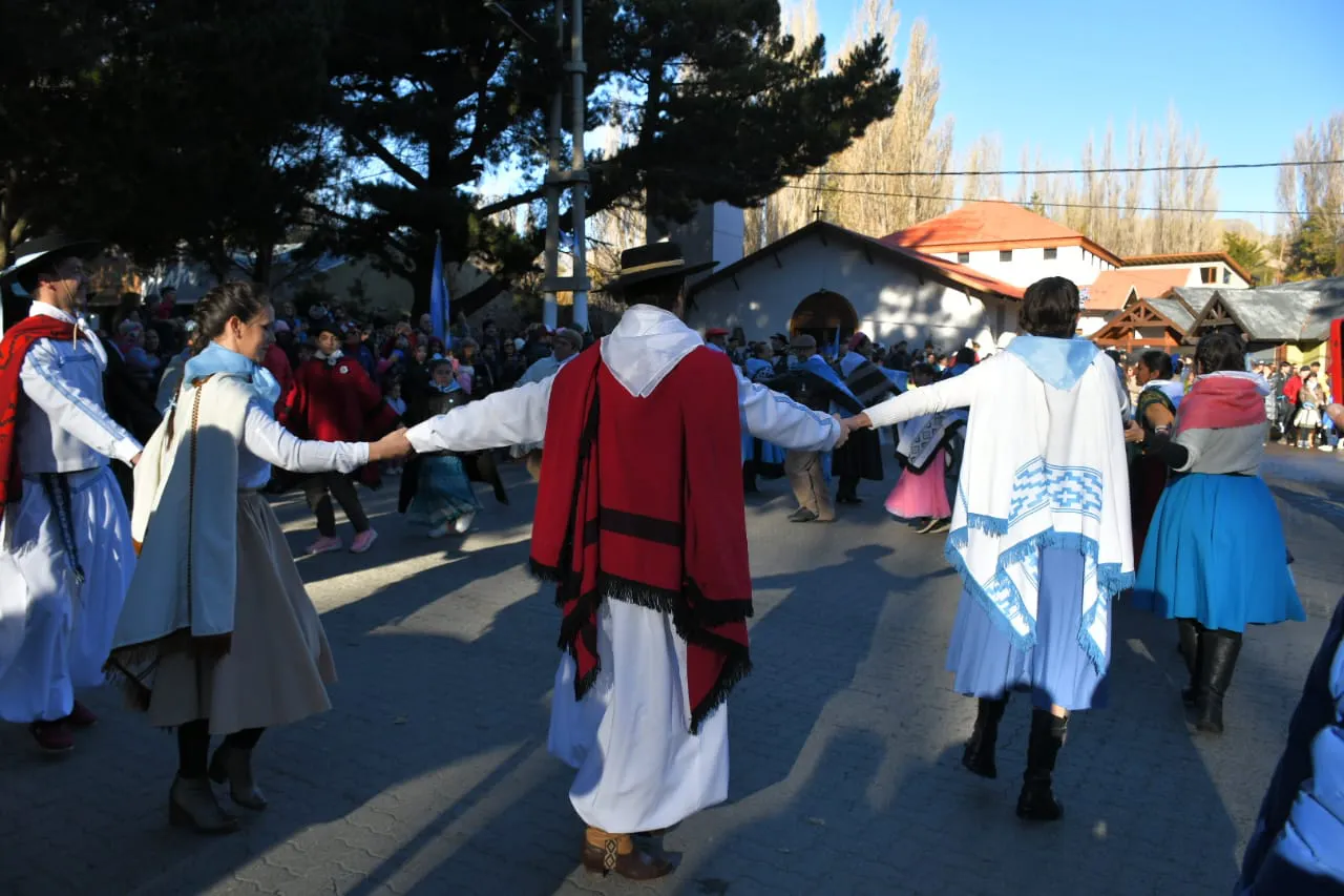 D7E7BF35-2233-49A6-8631-2D828AAEA9B5