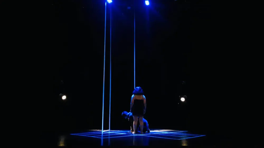 6F525332-C5D6-4A1E-9D86-3FB1BF41D4B3